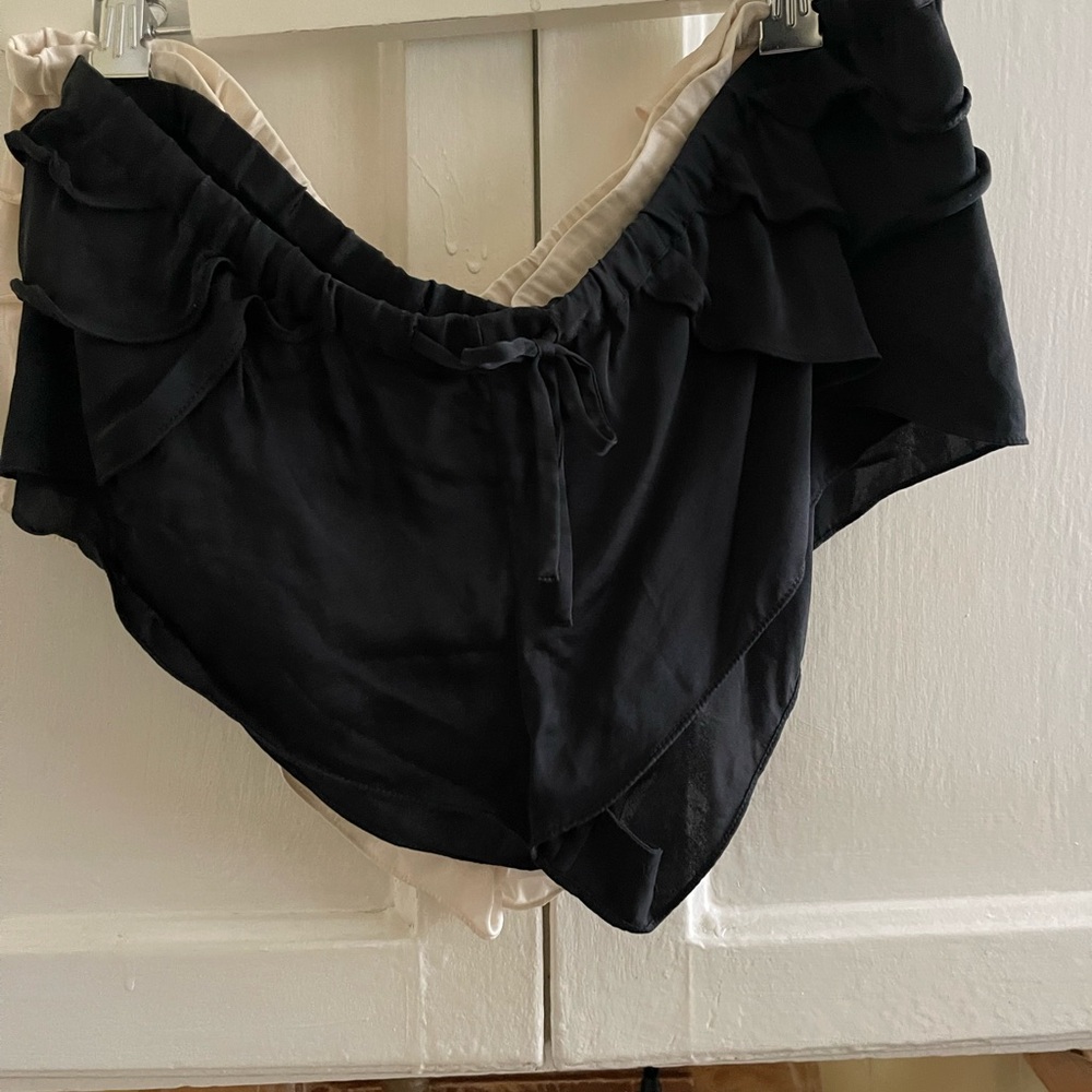 Lelo silk drawstring panties - Picture 4 of 4